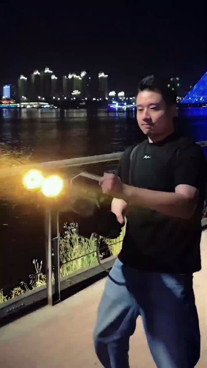 Dual Tube Rotating Spray High-Pressure Large Capacity Water Gun Toy Adults