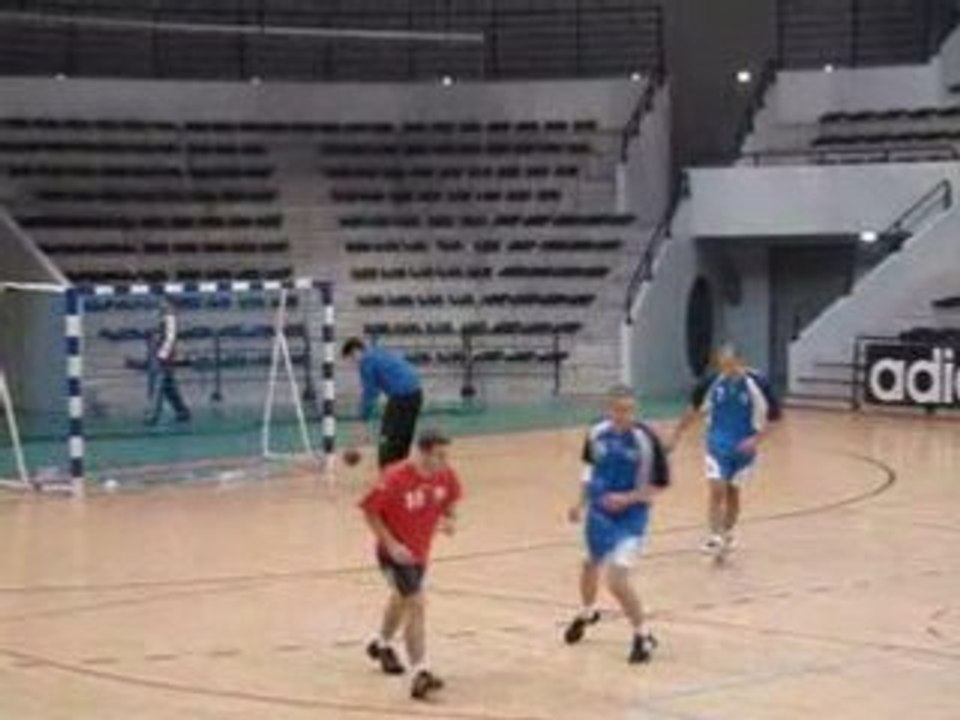Jet de 7metres d'Alex (Paris7 contre Bordeaux)
