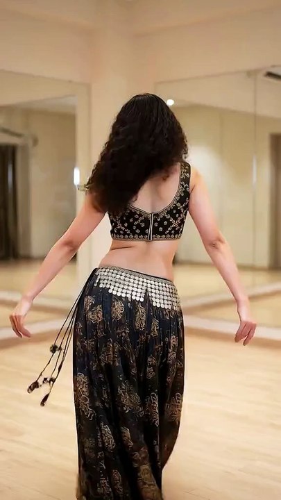 chunari_chunari_chunari_chunari_laal_rang_ke_laal__#capcut__#dance__#viral__#trending__#foryoupage_