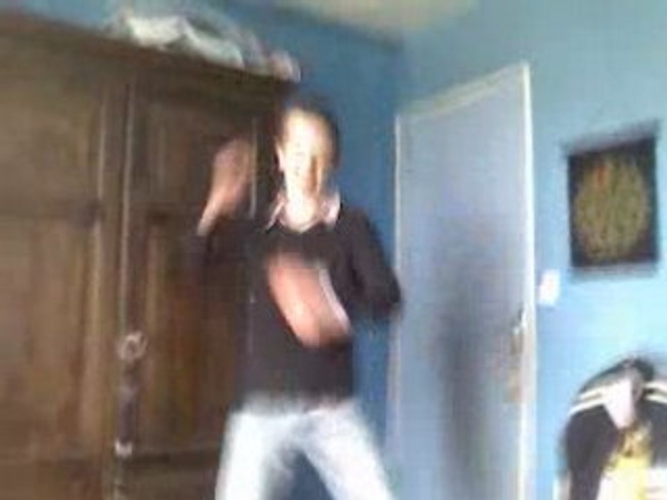 basti1 danse electro !!!!!!!!!!!!!!!!!!!!!!!!!!!!!!!!!!!!!!!