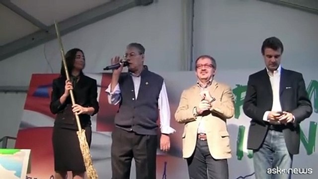 Addio a Bossi, inventore della Padania che sognava il federalismo