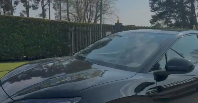 VIDEO FCIN1908 / Inter, Bastoni non parte per Firenze e lascia Appiano: le immagini