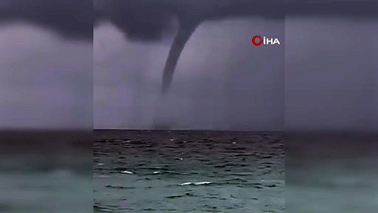 Vatandaşlar korkuya kapıldı! Antalya’da hortum meydana geldi