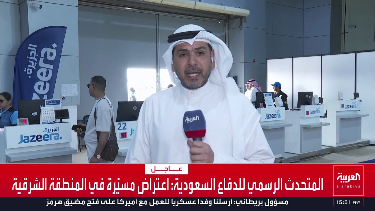 العربية  ترصد عملية نقل المسافرين من مطار الكويت إلى مطار القيصومة عبر الحافلات