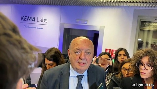Carburanti, Pichetto: durata taglio accise dipende da stop Hormuz