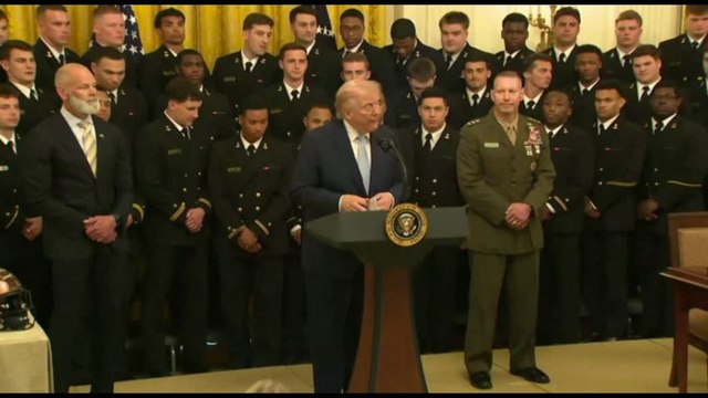 Trump: Stiamo andando bene in Iran, non hanno più una Marina