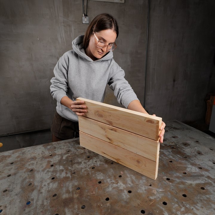 The most simplest DIY stool!  From only three wood pieces