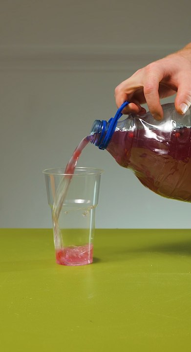DIY Jar Lid Hack From A Plastic Bottle! 💡🥫