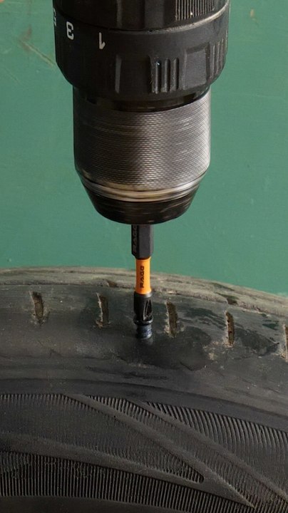 Got a Flat? Here’s How to Fix a Tire Properly 🚗