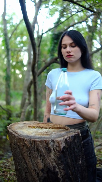 Watch This Fearless Girl Use FIRE to Cut a Glass Bottle!