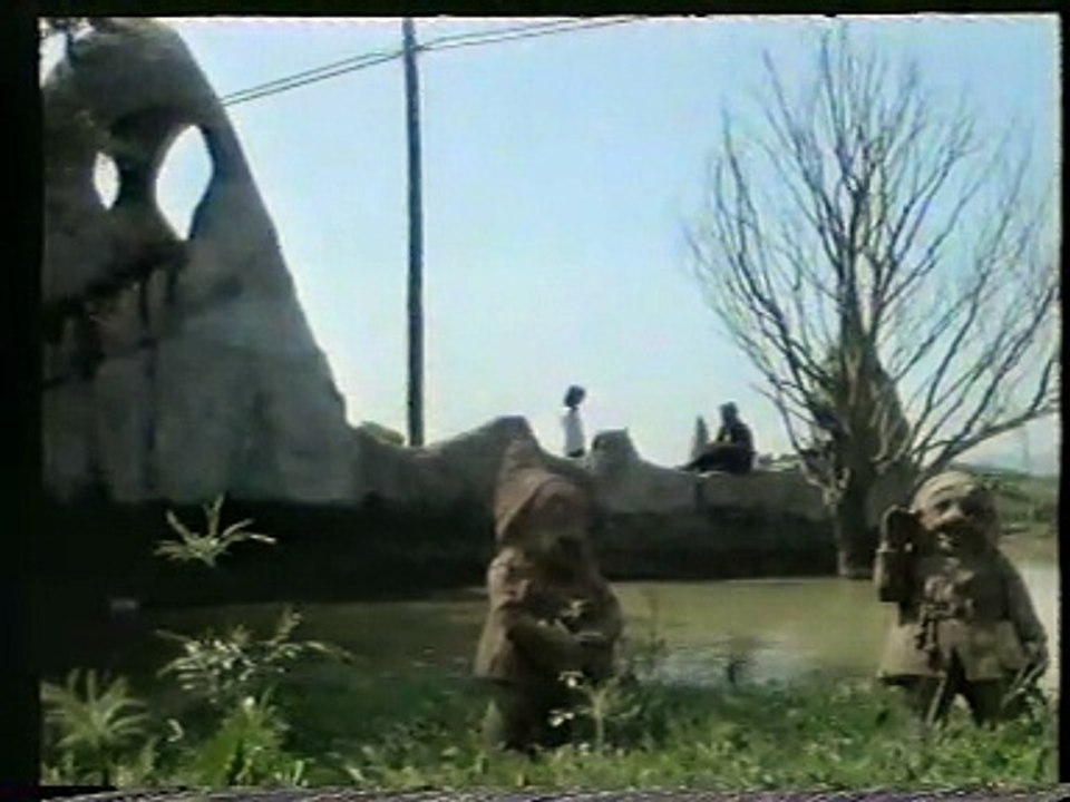 SENSITIVITÀ  AKA  KYRA, LA SIGNORA DEL LAGO     (Enzo G. Castellari; Horror; 1979)