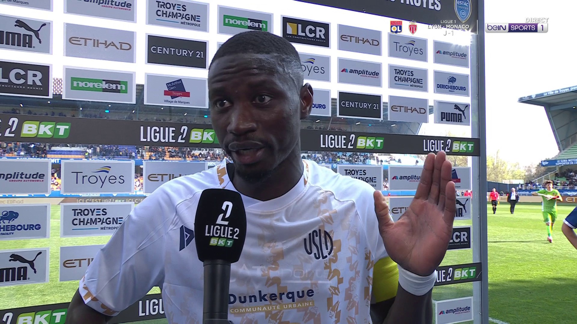 Ligue 2 : l'énorme coup de gueule de Opa Sanganté sur l'arbitrage !