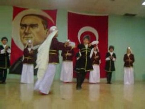 Yalova Kardelen İlköğretim Okulu Kafkas Gösterisi