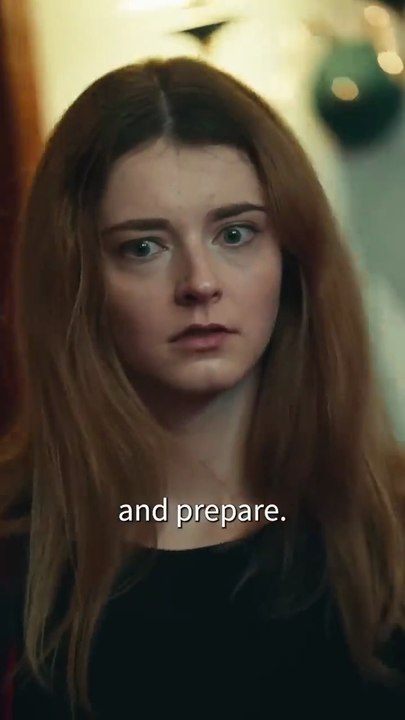 She vows revenge, but unexpectedly reunites with the man she once loved.-《Heart of the King》