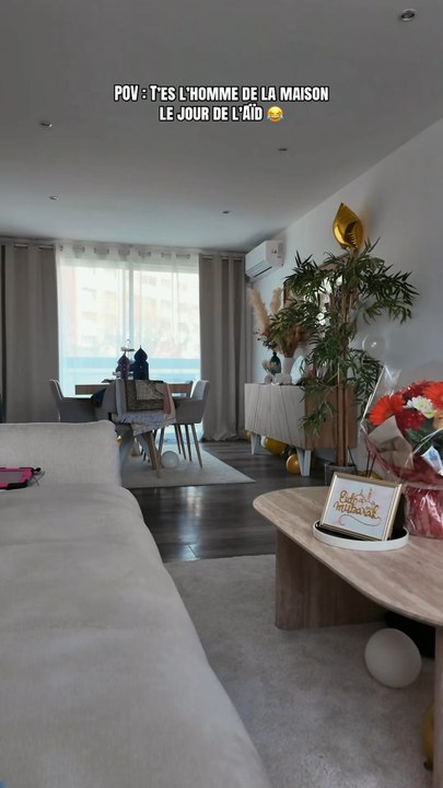 Il mérite un cadeau vous croyez? 🌙🤔