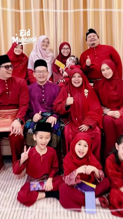 Fattah Amin & Amira Othman Pilih Beraya Di KL, Merah Serba Sedondon Raih Perhatian Peminat