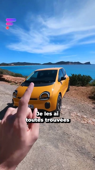 Les Easter eggs de la Renault Twingo E-Tech #twingo #renaud #twingoetech #shorts
