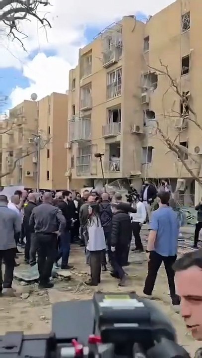 نتنياهو وسموتريتش في عراد