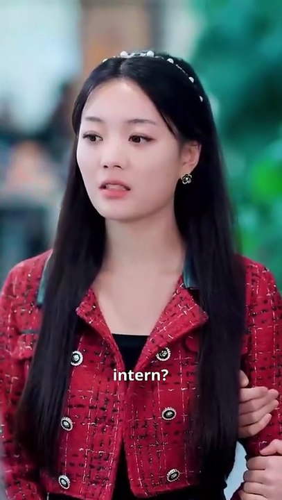 A Waitress Was Bullied at WorkNot Knowing Shes the Darling of the Citys EliteThe bully trembled