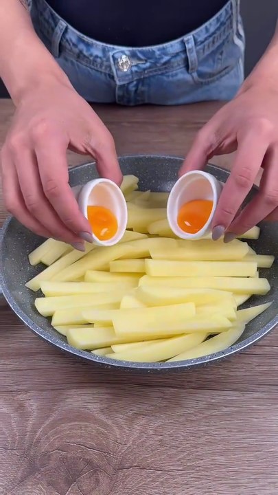 The Secret Trick That Makes Fries Extra Crispy Every Time! 🍟🔥