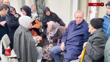 Cumhurbaşkanı Erdoğan memleketi Rize’de komşuları ile bayramlaştı