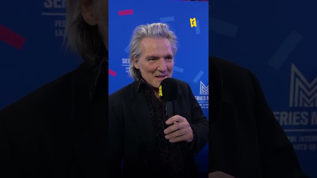 Besoin d'une nouvelle série à regarder ? 👀 On a demandé aux invités de Séries Mania leurs derniers