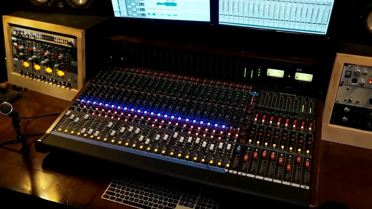 Standard Horizon GX1400 Eclipse VHF Radio Review - YAESU Compact Class D VHF