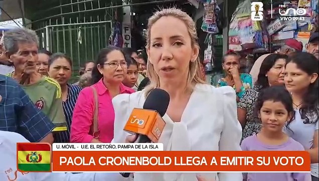 Paola Cronenbold llega a emitir su voto