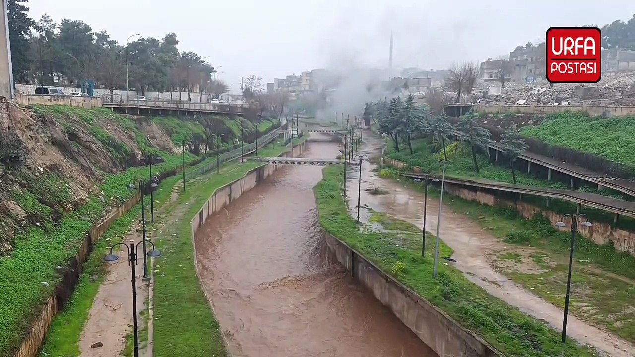 Şanlıurfa'da dereler taşıyor