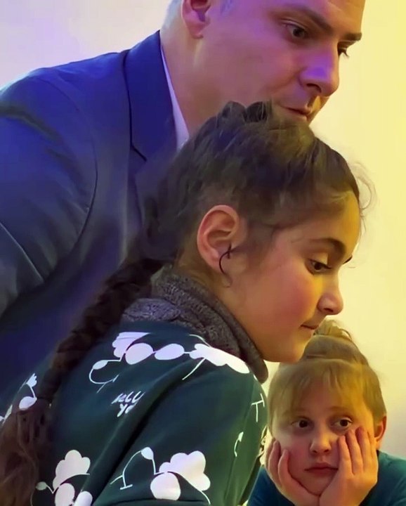 Quel magicien choisir pour un anniversaire enfant ? 🎩 (Démo spectacle à domicile)