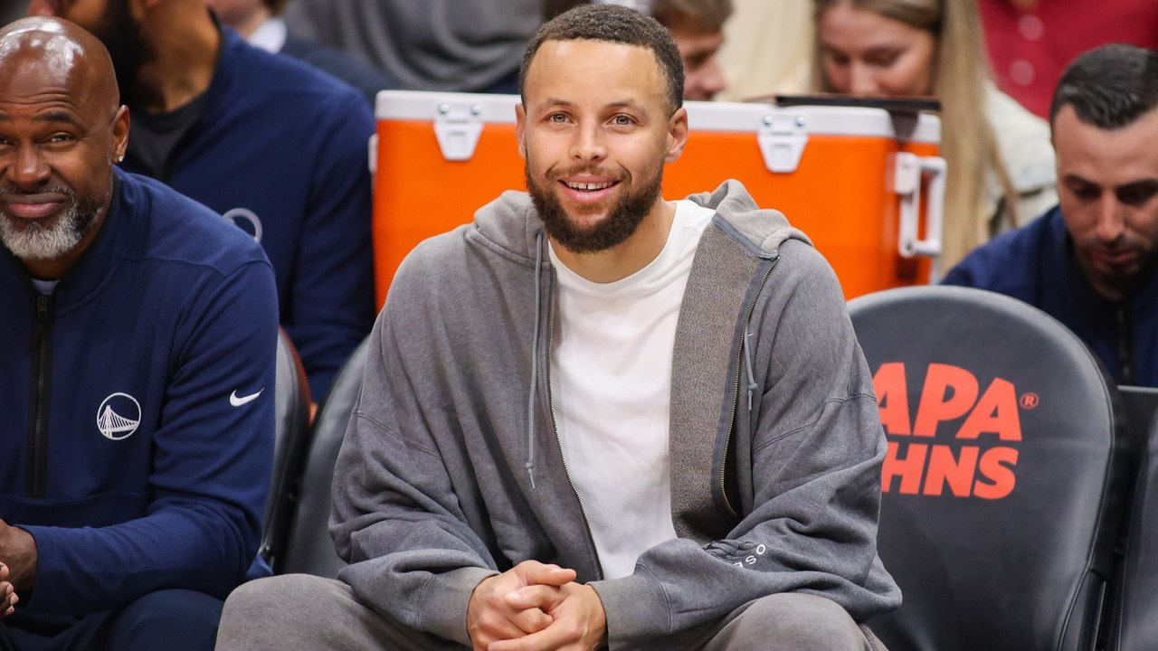 Can Stephen Curry Lead the Warriors Back to the Playoffs?