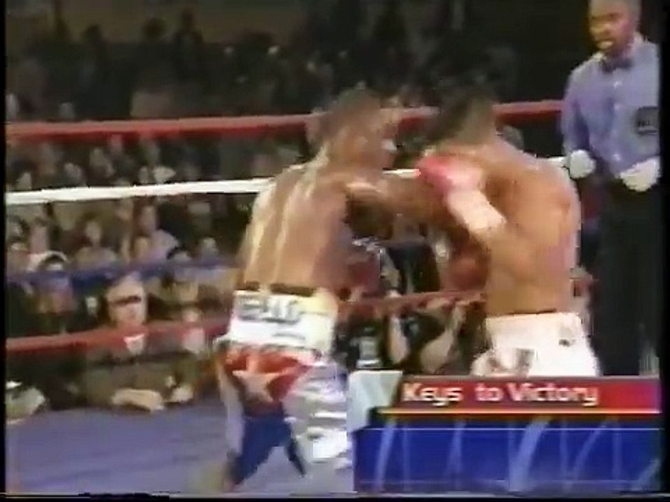 Joel Casamayor vs Joe Morales - Showtime 9-29-2001