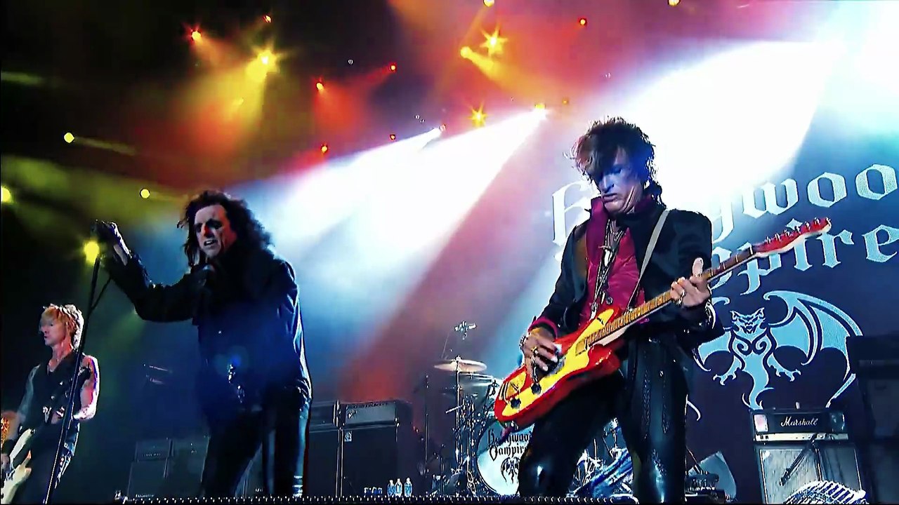 Manic Depression (The Jimi Hendrix Experience cover) - Hollywood Vampires (live)