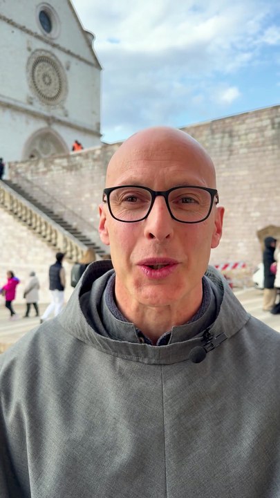 Il bilancio di un mese di esposizione delle reliquie di San Francesco. Parla fra Giulio Cesareo, direttore dell'Ufficio comunicazioni del Sacro Convento