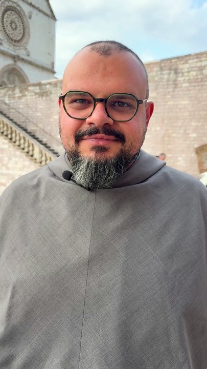 La testimonianza di fra Elias Marswanian, francescano libanese di Beirut, che sta per tornare nel suo Paese, nella valle della Beqaa. "Pregate per noi. Il dialogo ? sempre possibile"