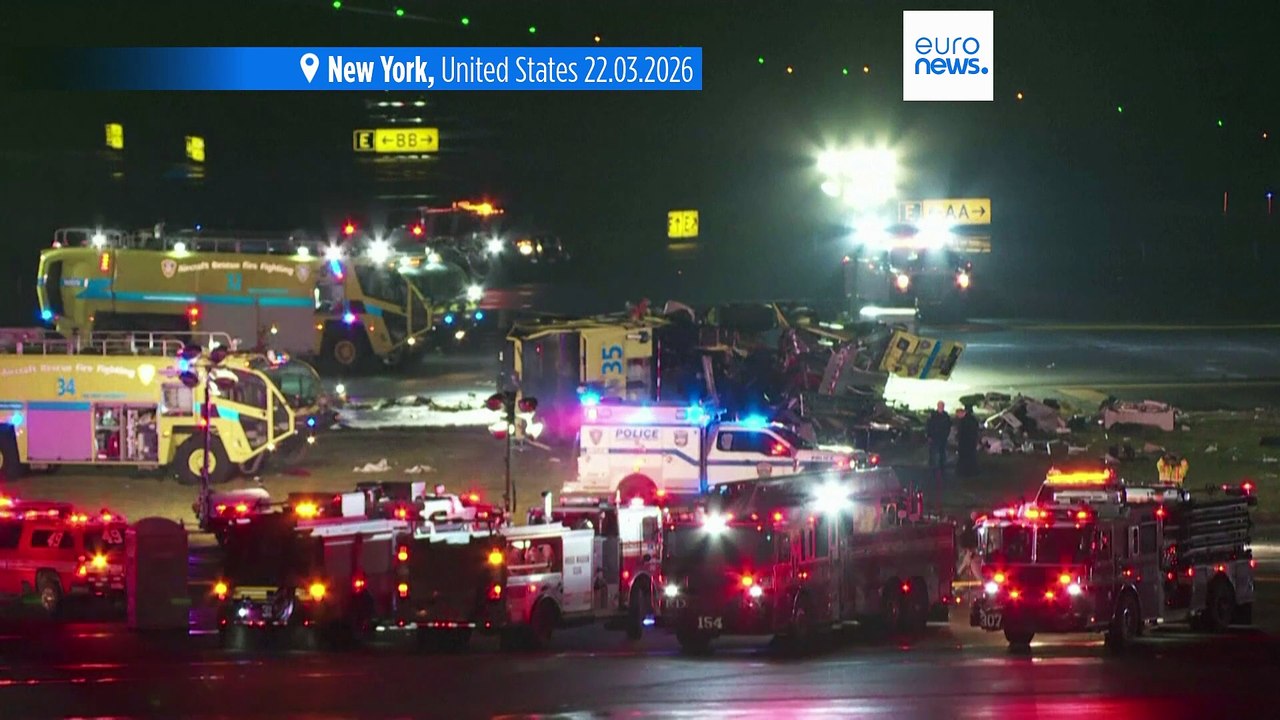Collision on the runway at New York LaGuardia Airport: Two pilots killed and flights grounded