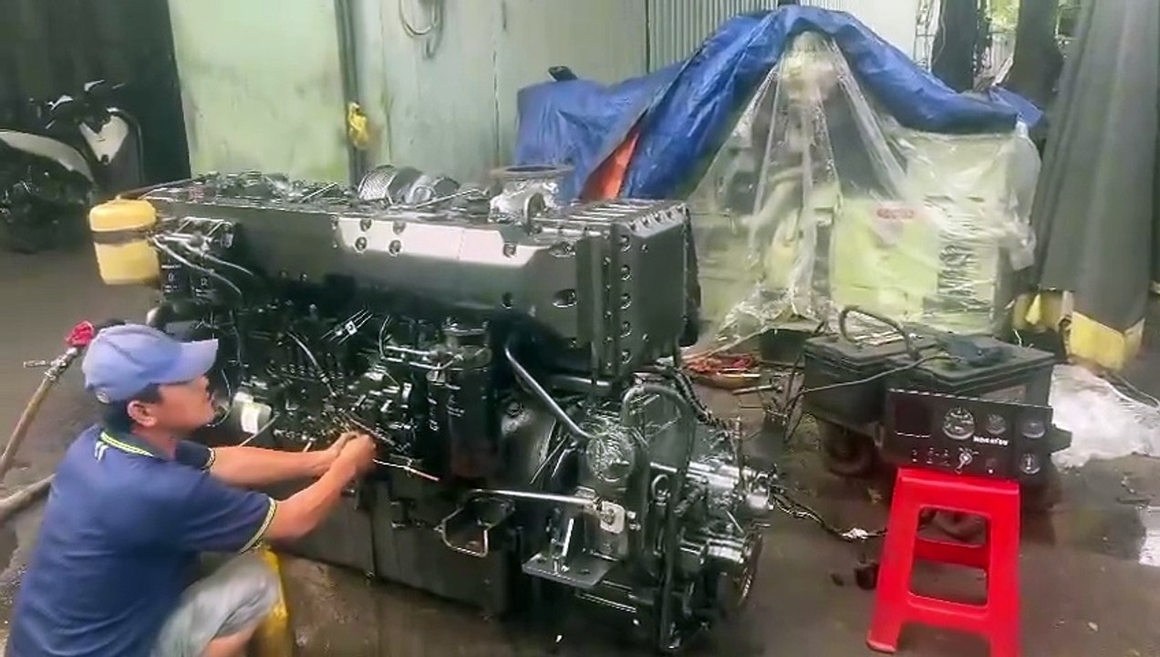 Komatsu 6M125AP-3