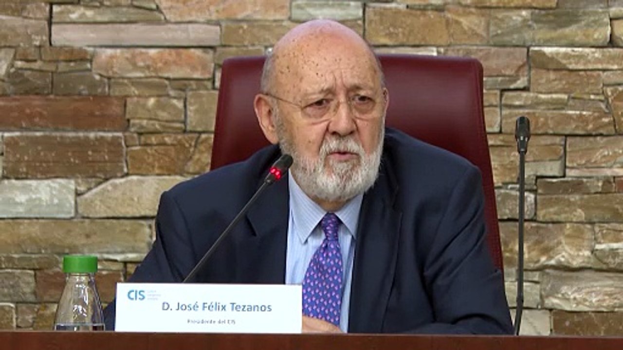 PP anuncia querella contra Tezanos por posible delito electoral al buscar "beneficiar" al PSOE