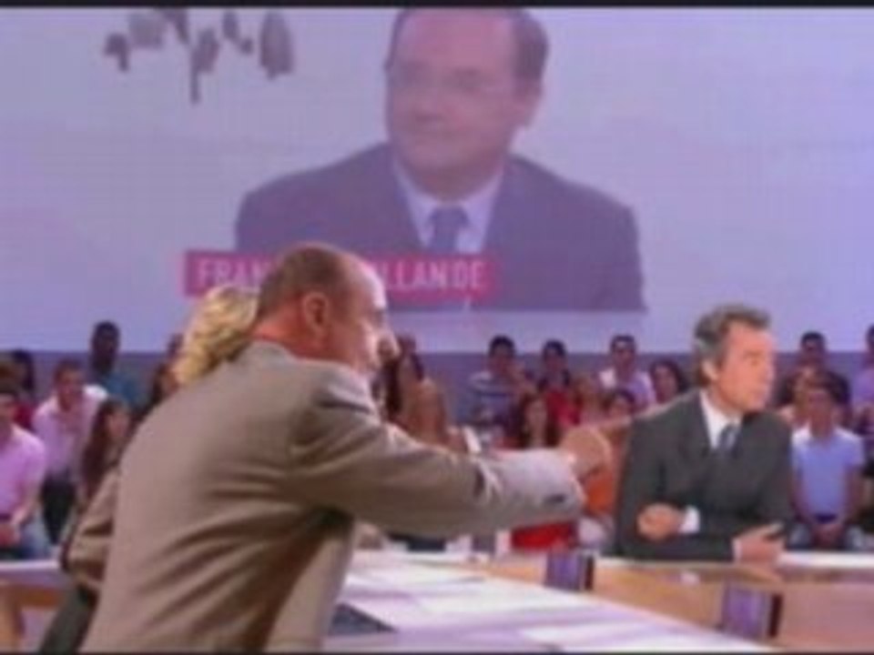 Hollande démasqué : coup de fil anonyme !