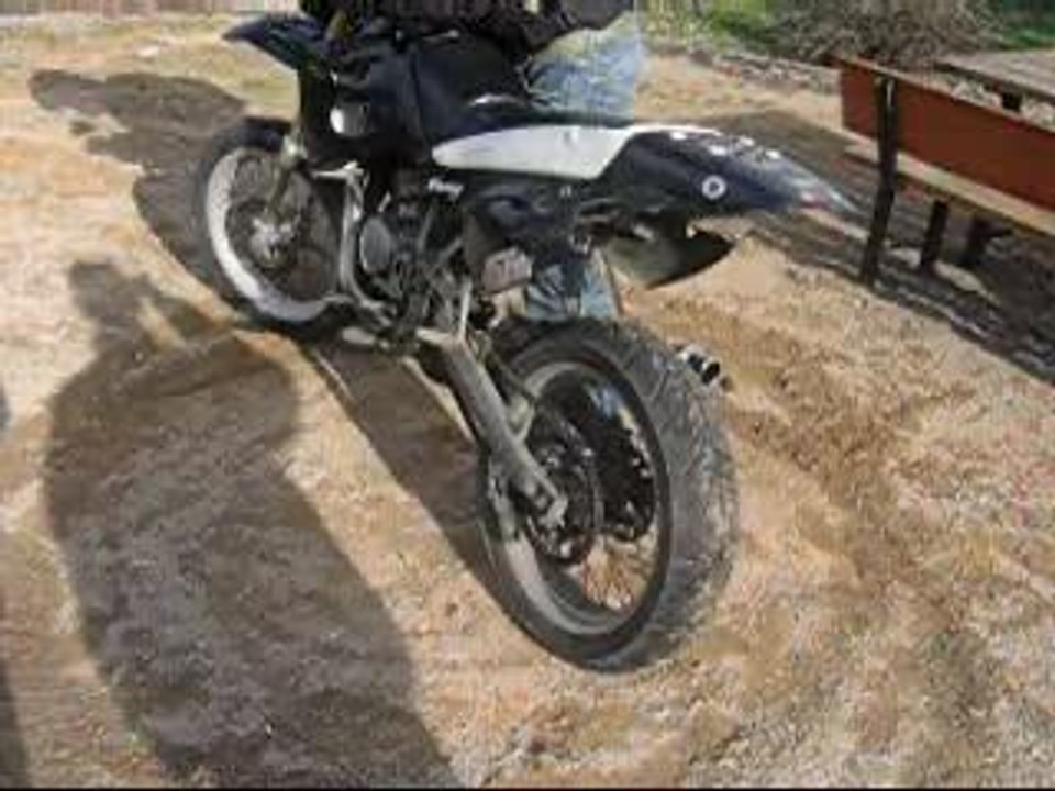 un tit tour en becane