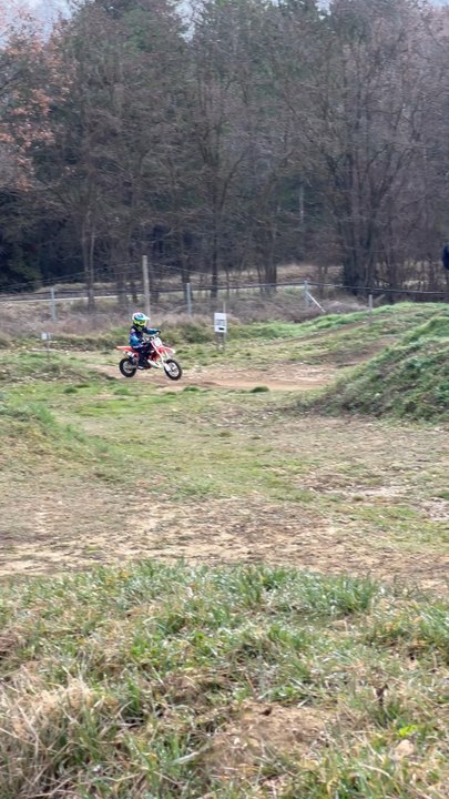 Premier entraînement KTM 50 sx factory 2025