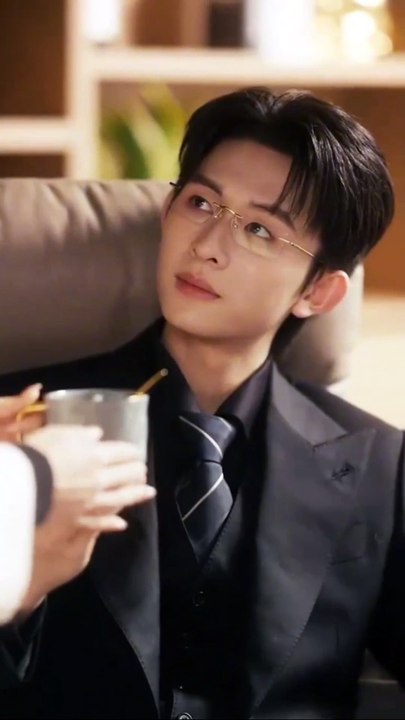 Last part. She provoke wrong devil ceo by mistake now he obsesed for her kissed her deeply #koreandrama #chinesedrama