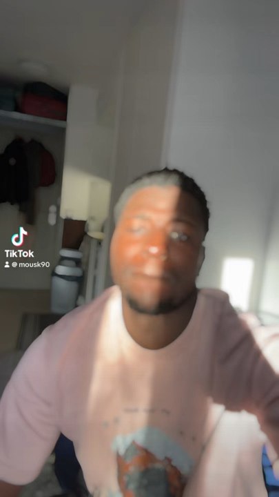✌🏾✌🏾