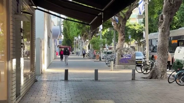 جست‌وجو برای افراد مفقود در مرکز تل آویو پس از حمله موشکی ایران ادامه دارد