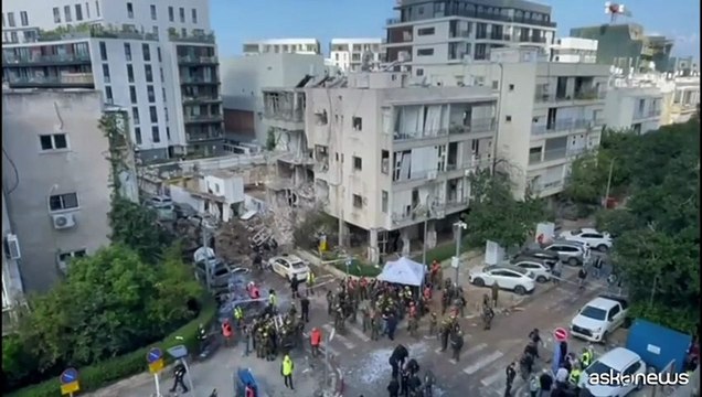 Missile iraniano caduto a Tel Aviv tra due palazzi