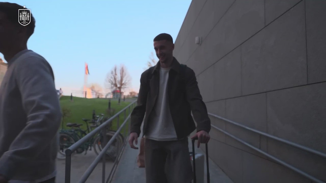 Día 1 de Joan García entrenando con la Selección Española