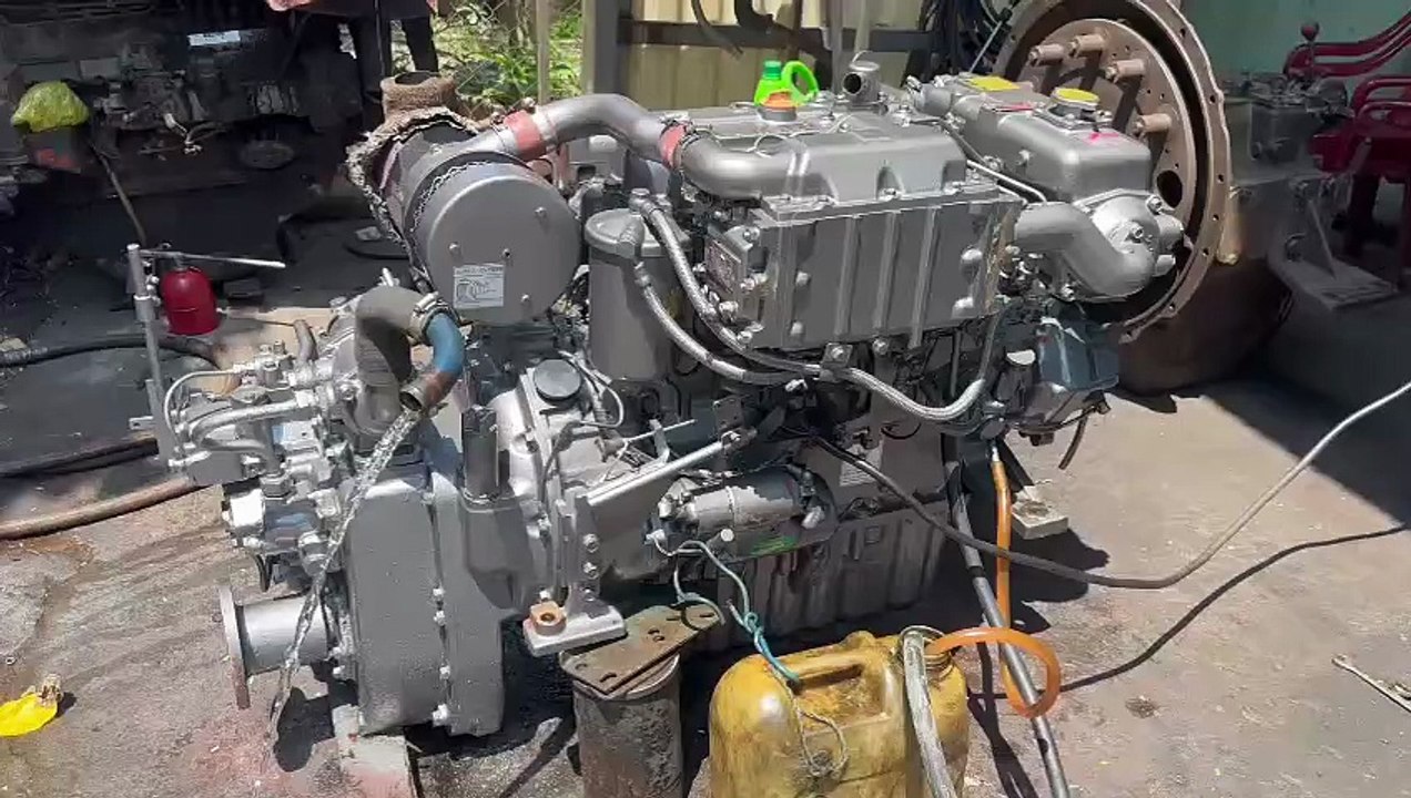 YANMAR 4LM-DT ( 80 hp / 3000rpm )