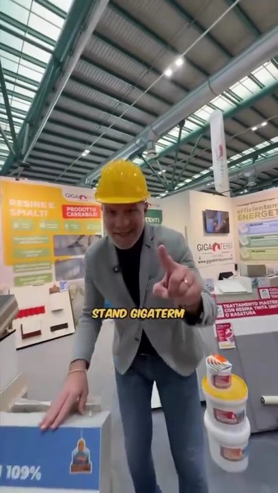 Guaina impermeabilizzante Termoriflettente applicata a spruzzo con Pompa Airless TECNOVER Testarossa Superdiecimila