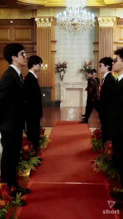 Us Ends, I Rise shortmintz