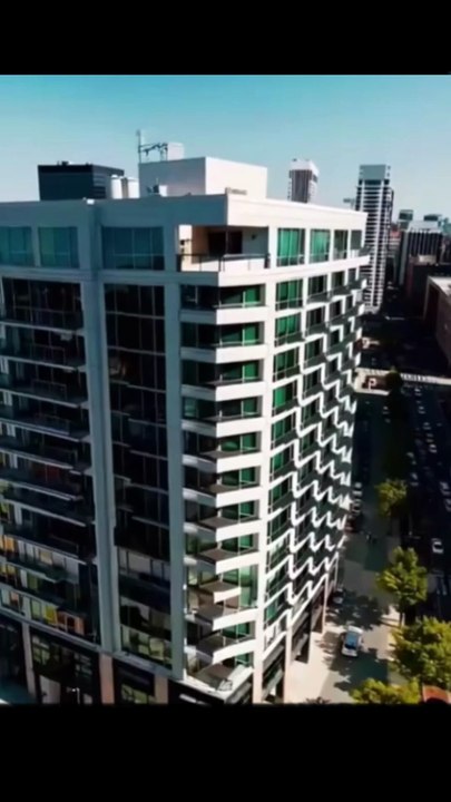 The Divorced Queen Steps Back On Stage [Full Movie] [Full Series]Full EP - Full